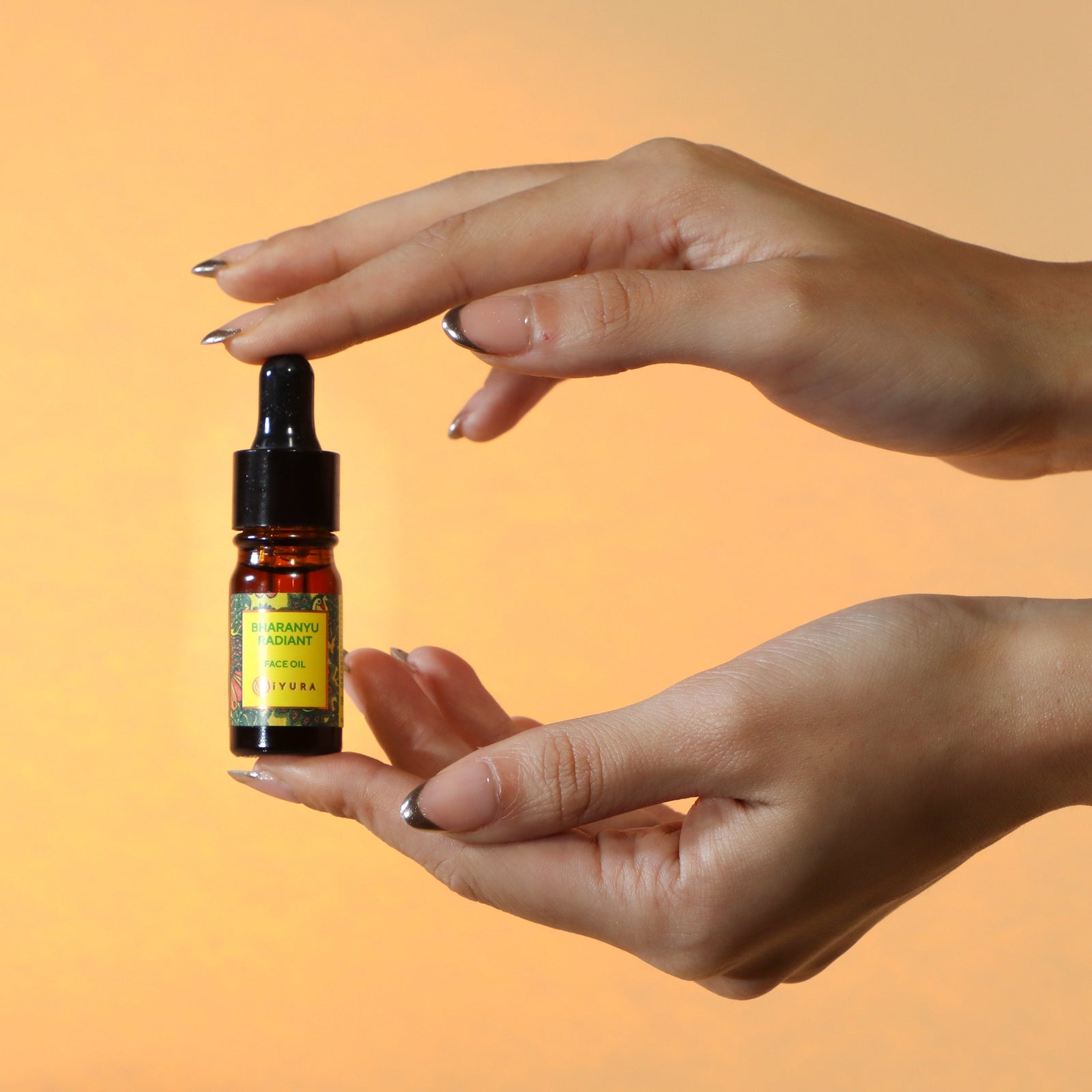 🎁Mini Bharanyu Radiant Face Oil (100% off)